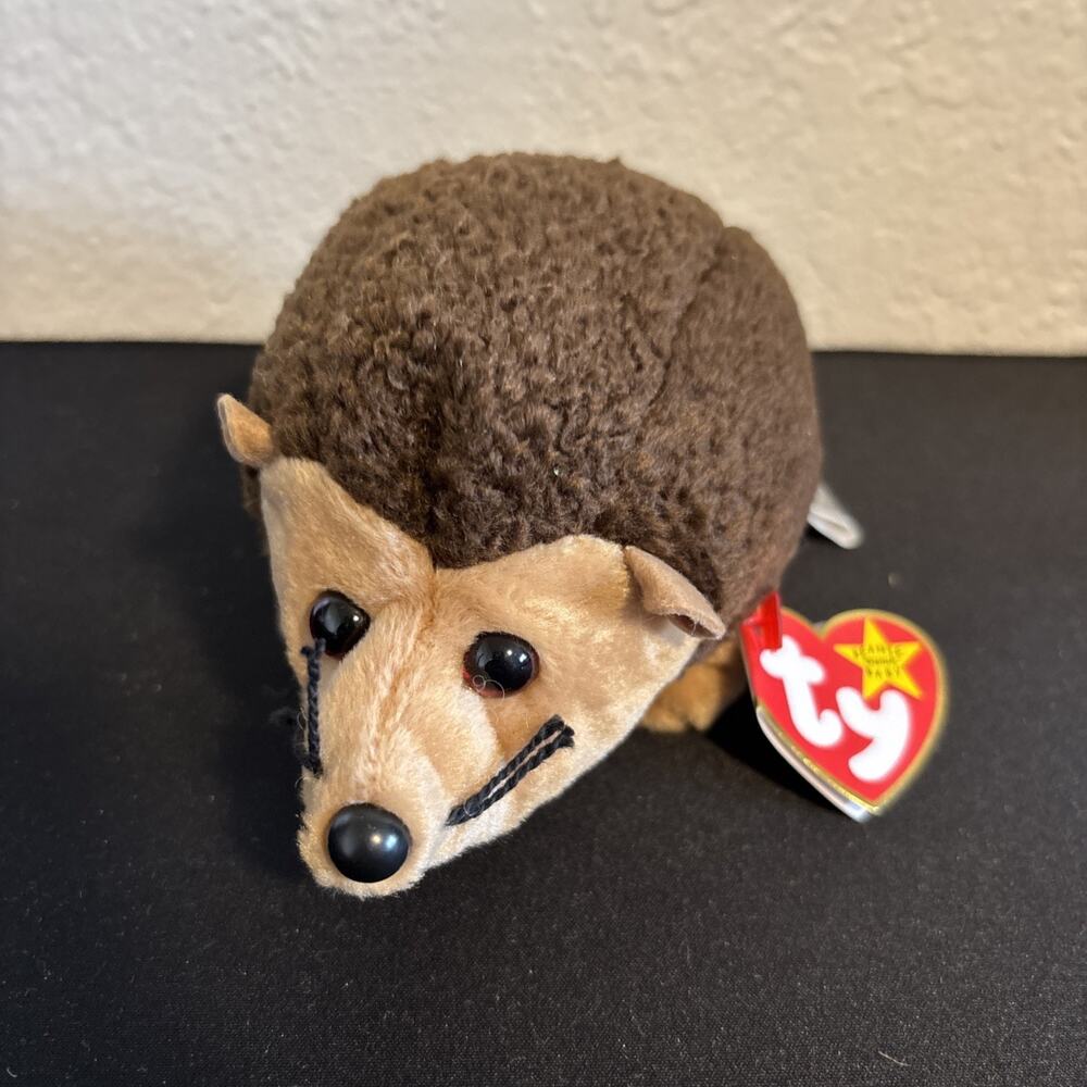 TY Beanie Baby - PRICKLES the Hedgehog - DOB February 19, 1998